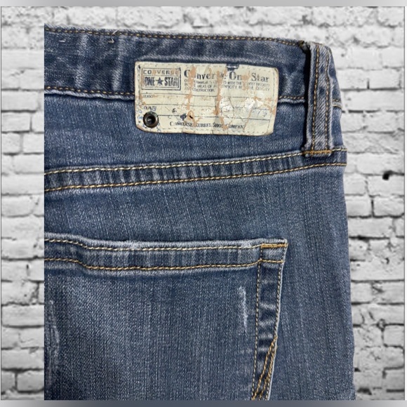 Converse One Star Jeans Bootcut Blue Distressed Denim Size 8 Women’s Stretch - Picture 2 of 9